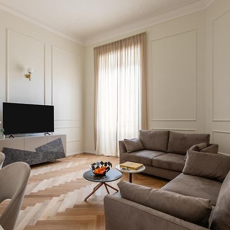 Sjr Luxury Apartment Trevi Fountain ローマ エクステリア 写真